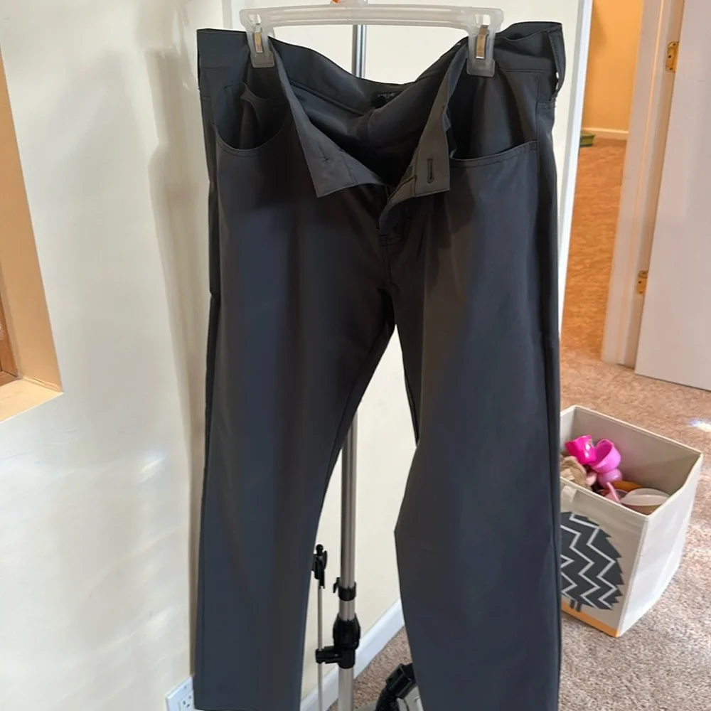 J. Crew Men's Gray Pants